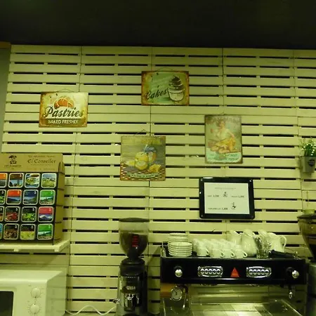 Glaner Cafe Hotel